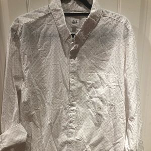 Men’s GAP Factory Button-up Shirt